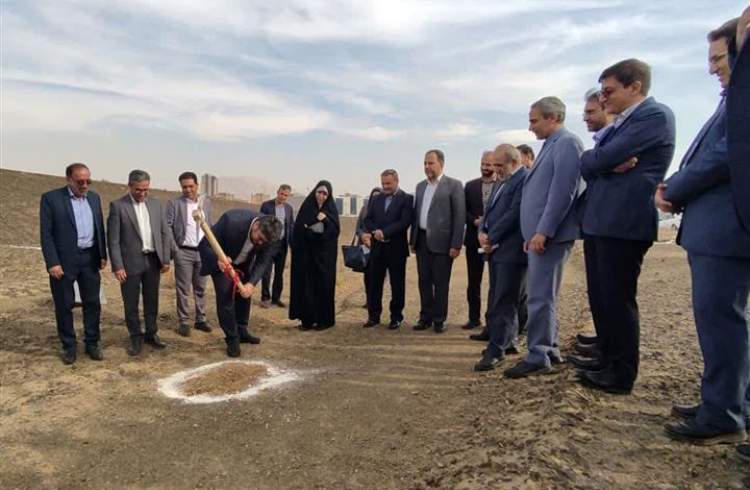 امضای تفاهم‌نامه و کلنگ‌زنی بیمارستان ۵۰۰ تخت‌خوابی تأمین‌ اجتماعی در اصفهان